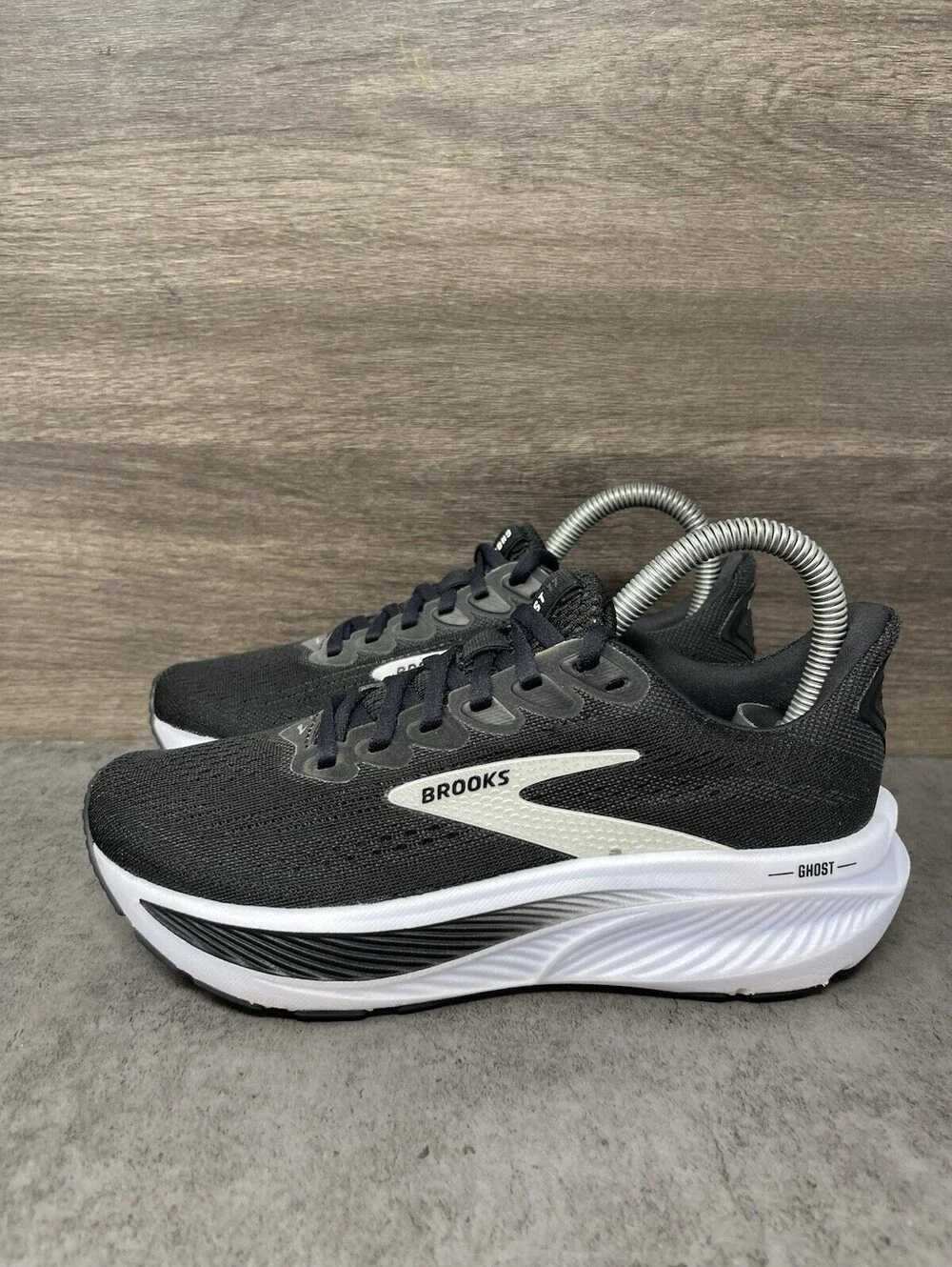 Brooks Ghost 17 Black Grey White Size 5 Womens Wide Running Walking Shoes